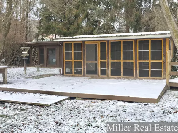 1075 Barber Road, Hastings, MI 49058