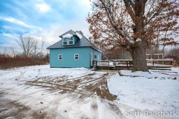 279 Goebel Road, Ravenna, MI 49451