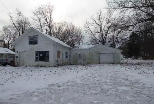 Dowagiac, MI 49047,220 Dewey Street