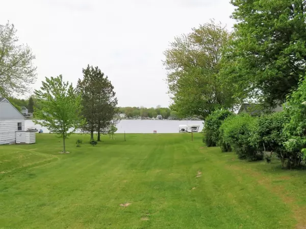 Sturgis, MI 49091,63780 Pine Drive