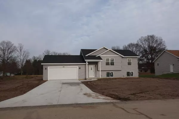 1176 Auburn Lane, Hastings, MI 49058