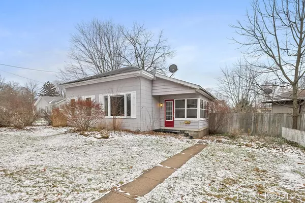 Lowell, MI 49331,518 High SE Street