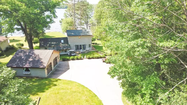 8127 Mystic Lake Dr Drive, Lake, MI 48632