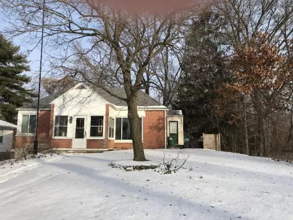 740 Upton Avenue, Springfield, MI 49037