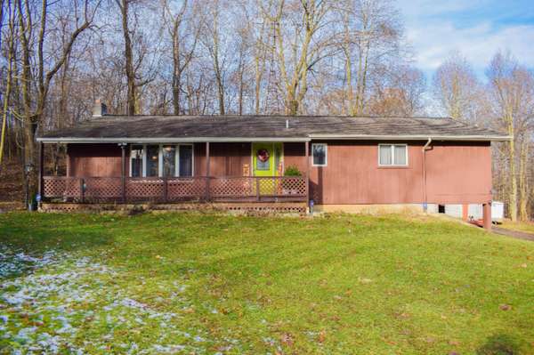 54830 Twin Lakes Road, Dowagiac, MI 49047