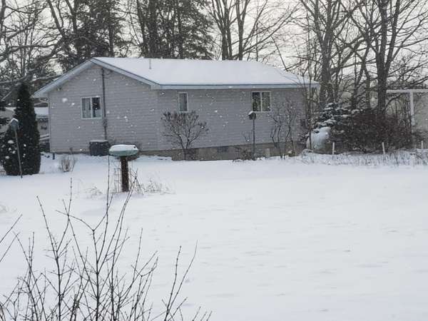 1224 N Maple Island Road, Hesperia, MI 49421