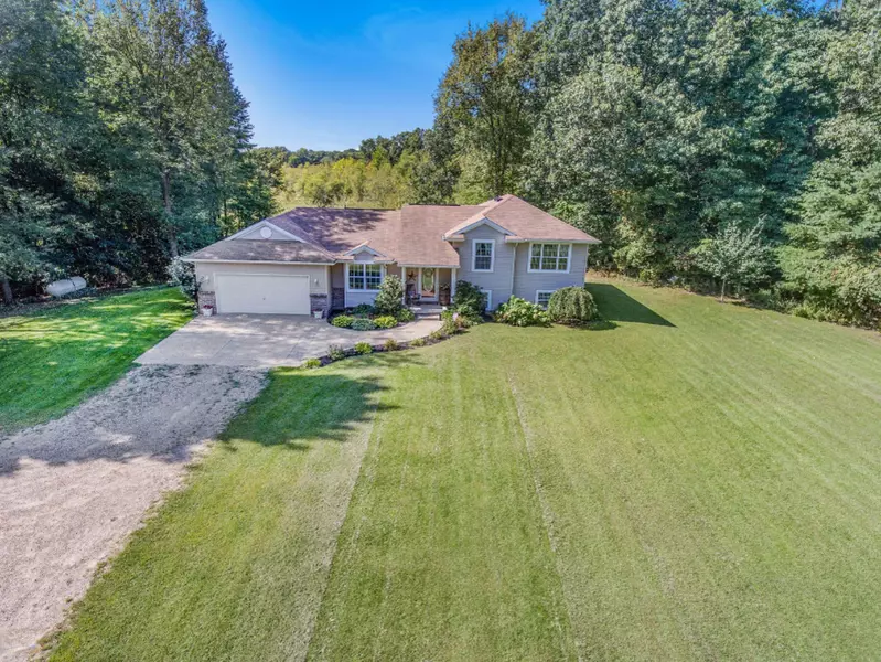 27579 CR 388, Gobles, MI 49055