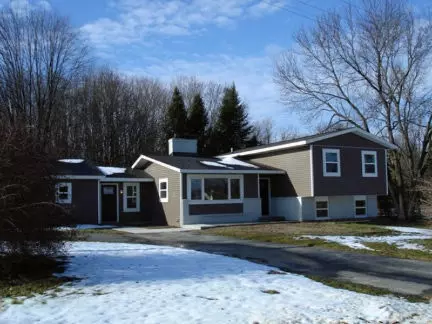 4350 21st Street, Dorr, MI 49323