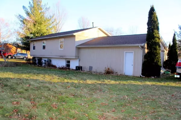 Jonesville, MI 49250,414 Austin Drive