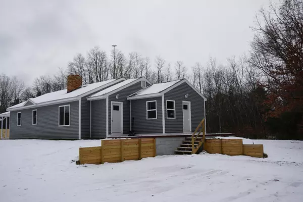 White Cloud, MI 49349,4416 E 28th Street