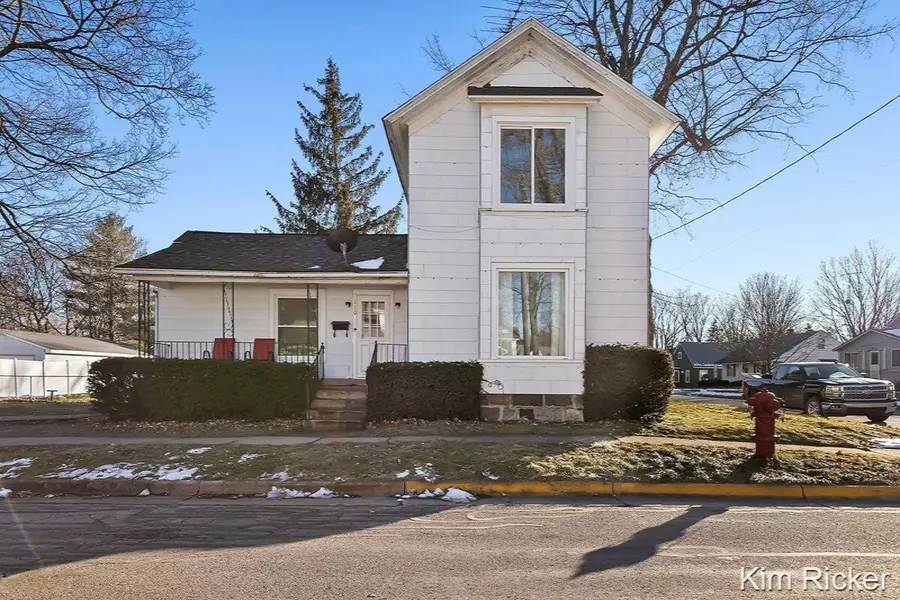110 Nash NW Street, Sparta, MI 49345