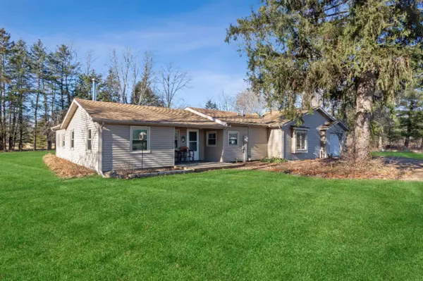 14928 Mead Road, Buchanan, MI 49107