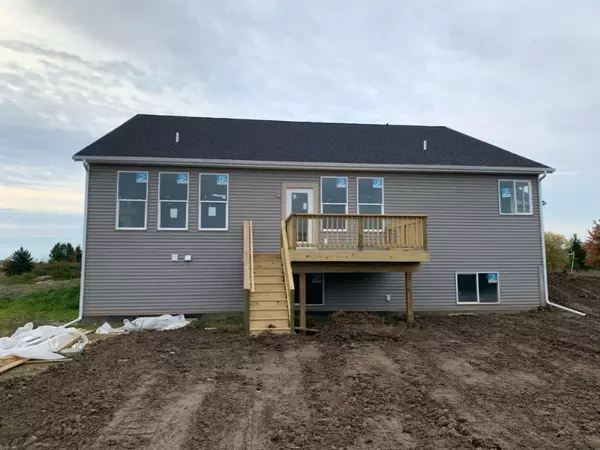 Caledonia, MI 49316,10185 E East Paris E