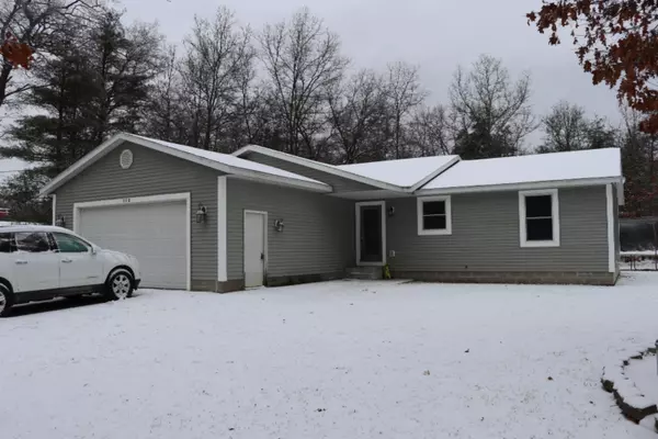 370 W Hickory Street, Twin Lake, MI 49457