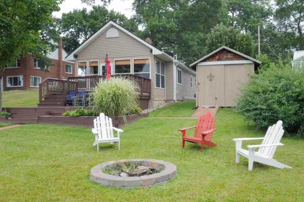 Sturgis, MI 49091,27112 Oak Drive