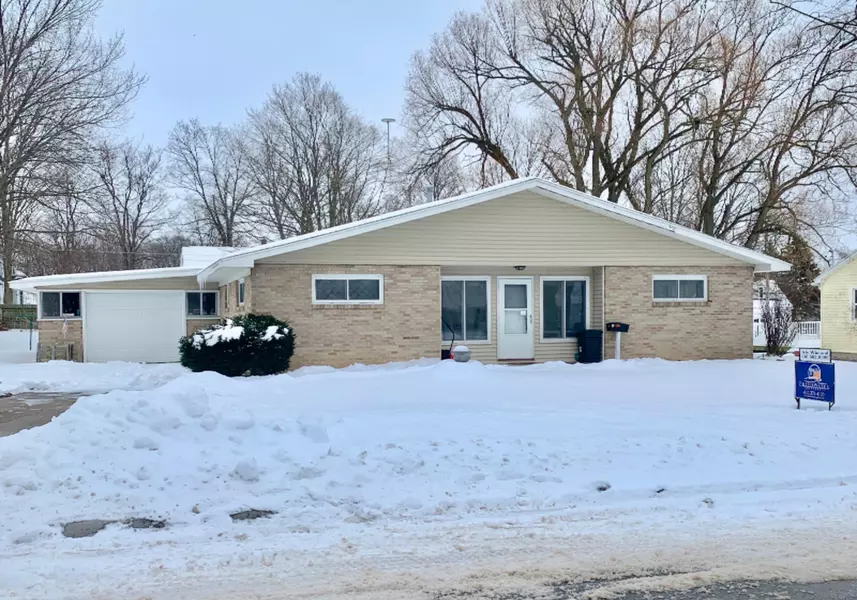 730 Sixth Avenue, Lake Odessa, MI 48849