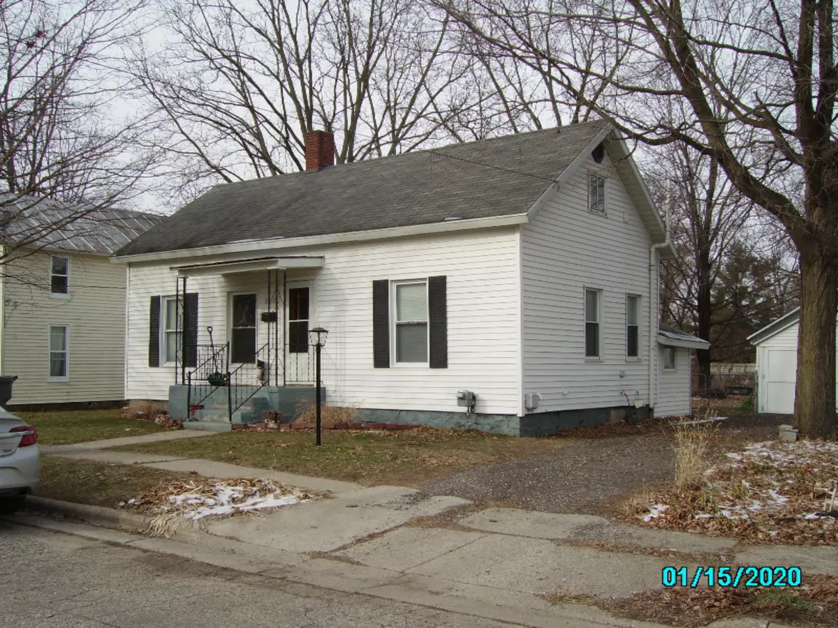 Lowell, MI 49331,517 Front Street