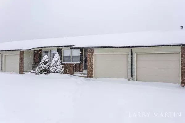 2851 Porter SW Street #2, Grandville, MI 49418