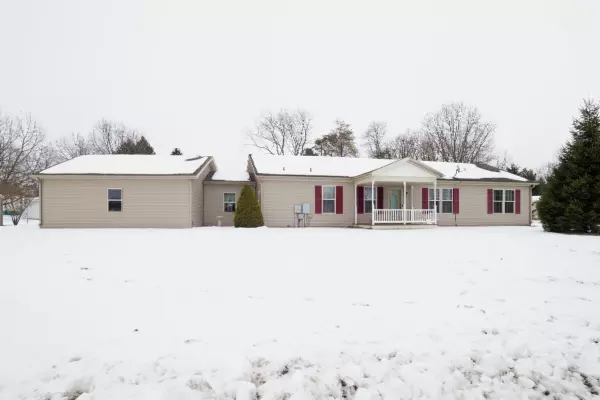 Colon, MI 49040,448 Long Lake