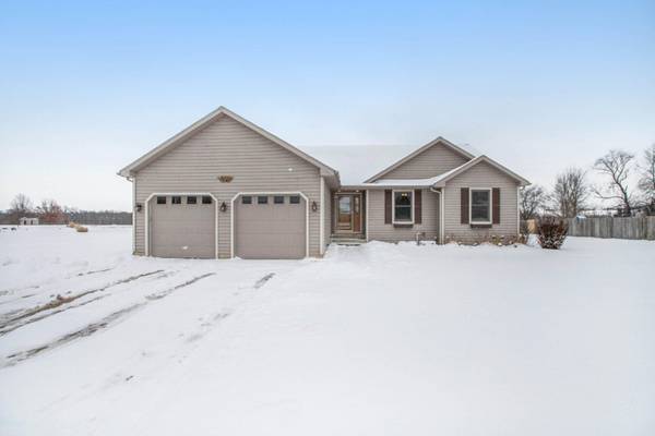 29413 Saddlebred Lane, Dowagiac, MI 49047