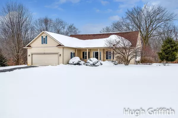 7272 Rivendell Farms Road, Lowell, MI 49331