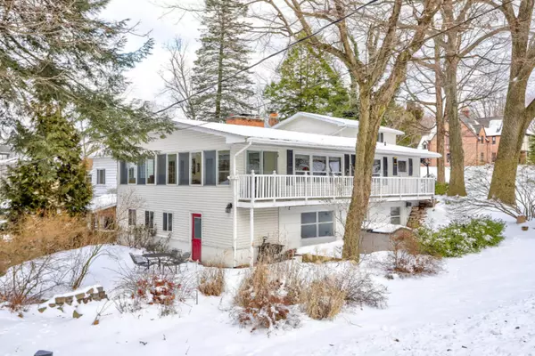 Grand Haven, MI 49417,709 Lake Avenue