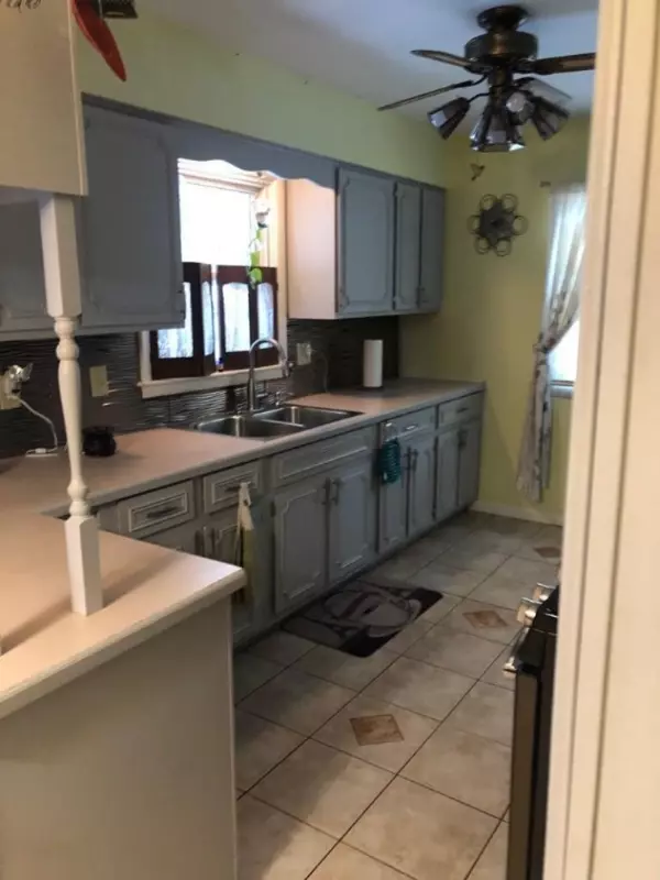 Muskegon, MI 49444,2215 Hts Ravenna Road