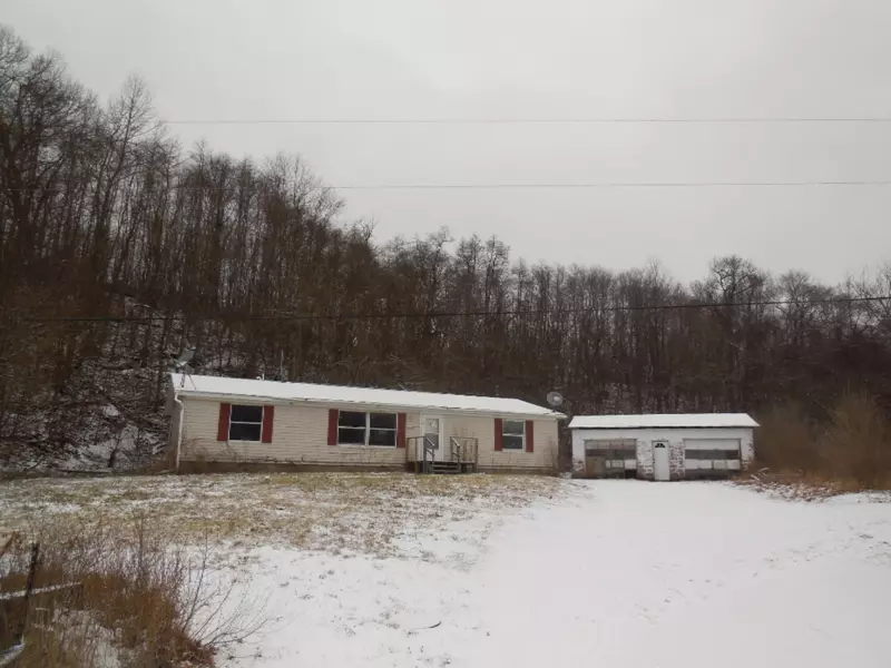 81618 Cr 376, Coloma, MI 49038