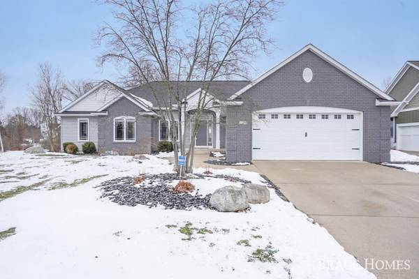 7861 Meadowood Drive, Hudsonville, MI 49426