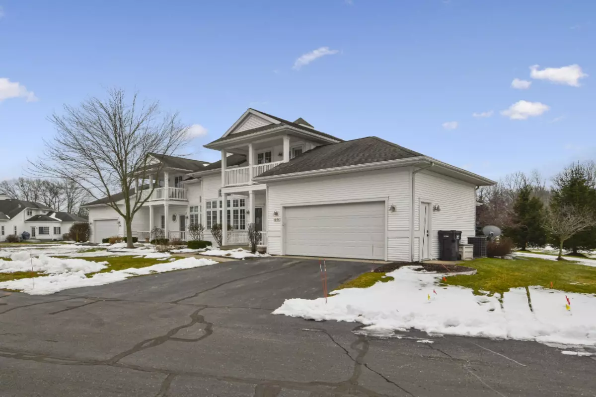 Wayland, MI 49348,2190 Boardwalk Court #13