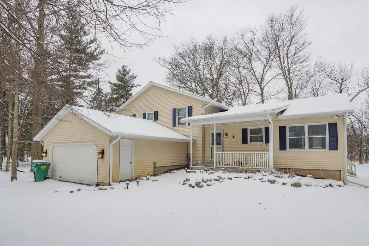 Three Rivers, MI 49093,56046 Shady Lane