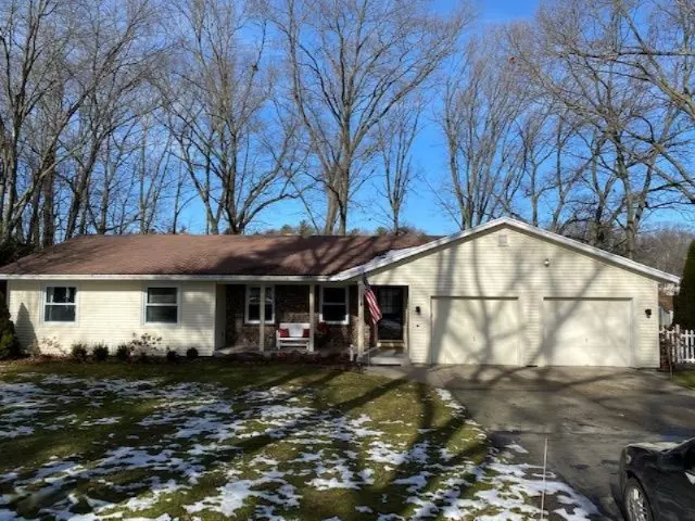 15353 Concord Drive, Spring Lake, MI 49456