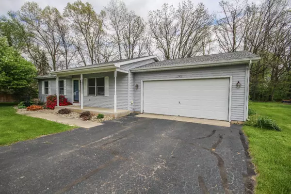 Three Rivers, MI 49093,17103 Owl Court