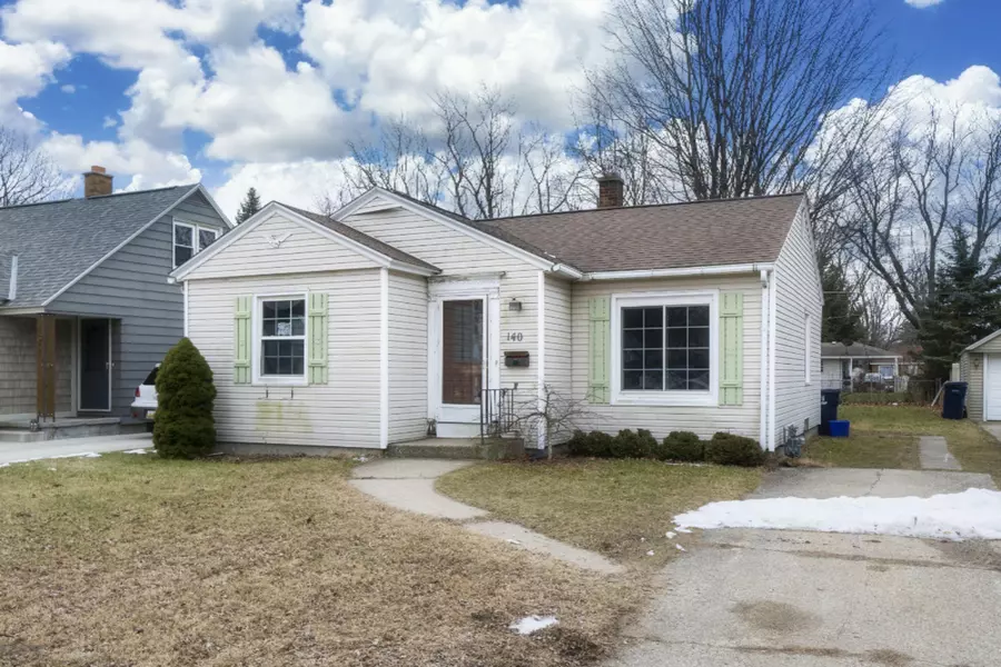 140 W 28th Street, Holland, MI 49423