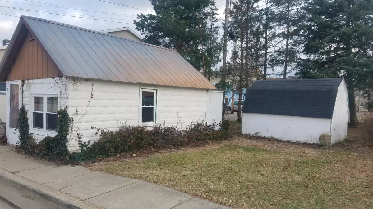 Lawton, MI 49065,111 James Street
