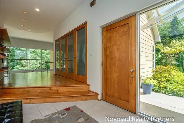 Ada, MI 49301,750 Longleaf SE Court