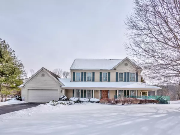 9158 Cotters Ridge Road, Richland, MI 49083