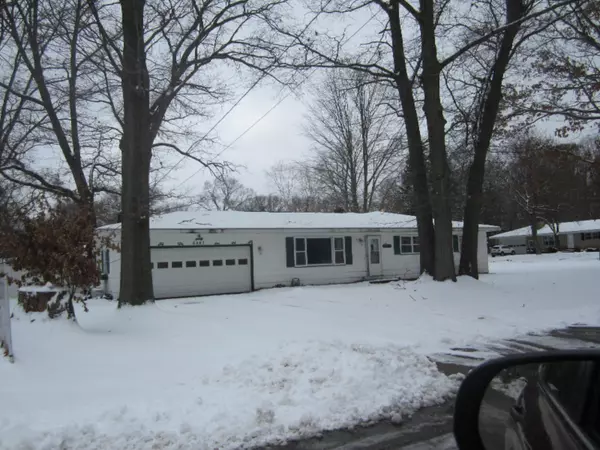 6447 Tamarack Drive, Fruitport, MI 49415
