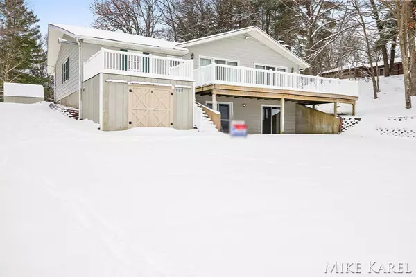 Baldwin, MI 49304,7944 W Pine Grove Beach Drive