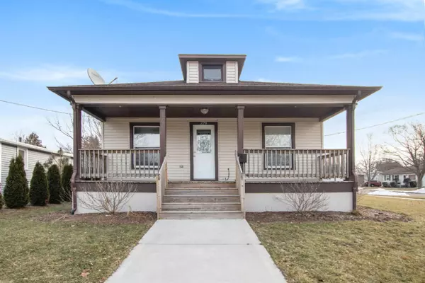 220 S Eastern Avenue, Grand Haven, MI 49417