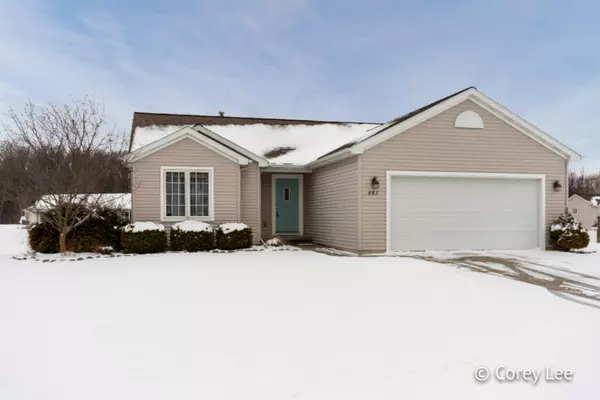 867 Cassandra NW Court, Walker, MI 49534