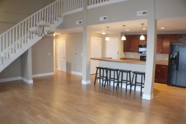 Grand Haven, MI 49417,530 Miller Drive #304