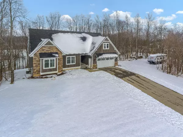 5759 Stauffer SE Cove, Caledonia, MI 49316