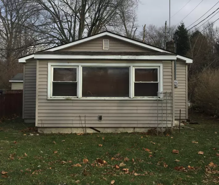 52259 Twin Lakeview Drive, Dowagiac, MI 49047