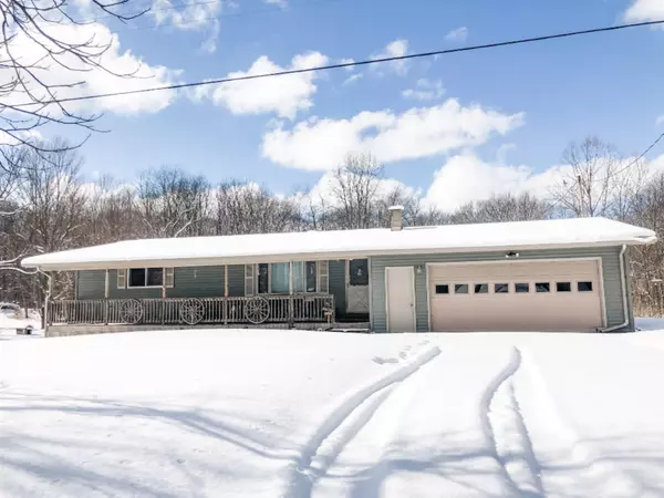 54622 California Road, Dowagiac, MI 49047