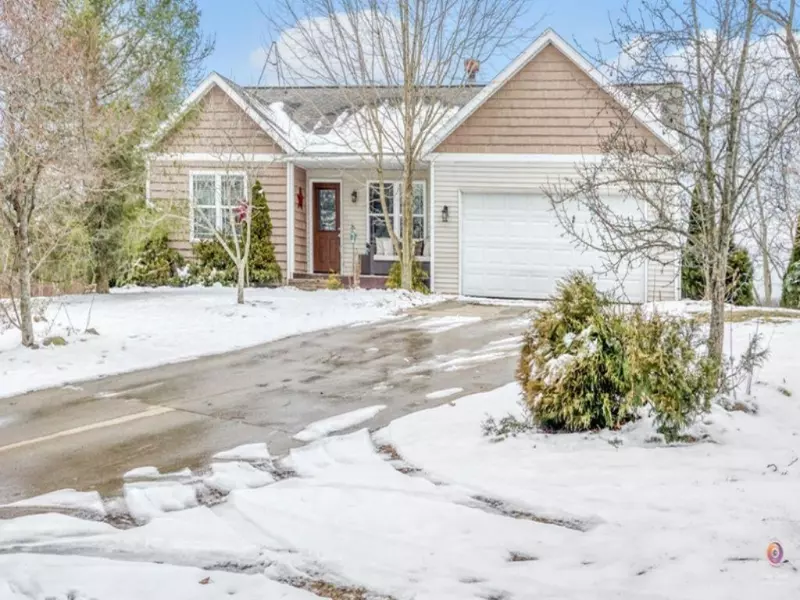 2620 56th Street, Fennville, MI 49408