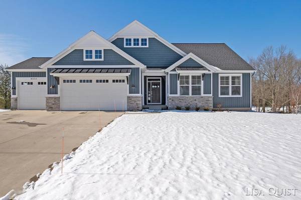 6251 Boulder Ridge NE Drive, Belmont, MI 49306