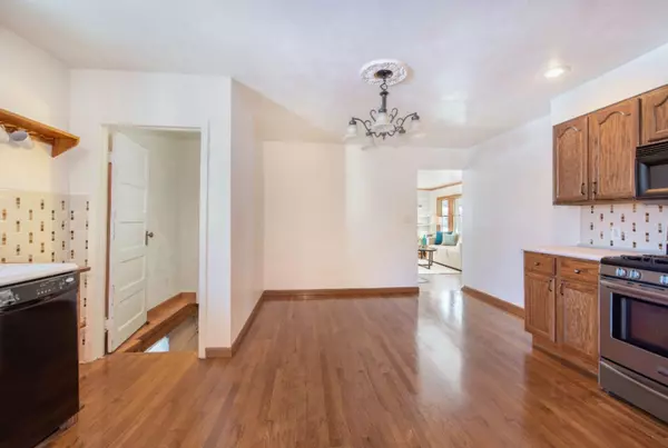 Springfield, MI 49037,402 Richfield Avenue
