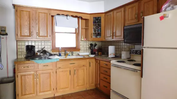 Glennie, MI 48737,4991 Pine Street