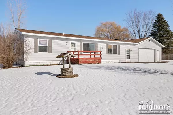 275 W 136th Street, Grant, MI 49327